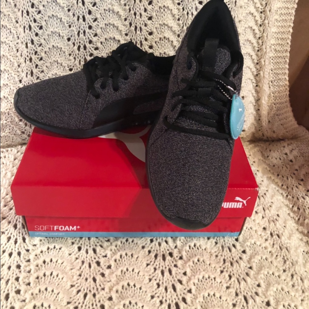 Women’s Puma soft foam Ultimate comfort shoes
